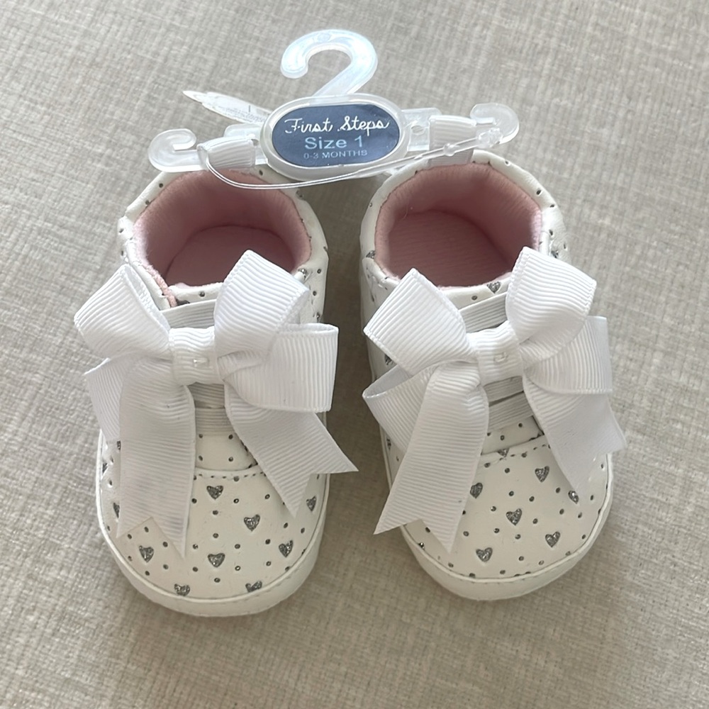 NWT Baby girl shoes